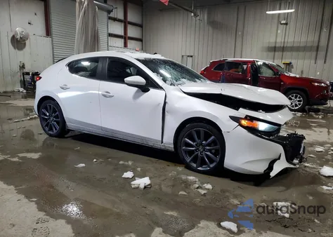 2022 Mazda 3 Preferred из США, поврежденный, VIN JM1BPALL3N1519707